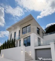 Casa individuala cu 4 camere, garaj, 180 mp, panorama deoseb