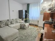 Apartament de vanzare cu 2 camere, centrala proprie, zona Ronat 