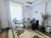 Apartament de vanzare cu 2 camere, centrala proprie, zona Ronat 