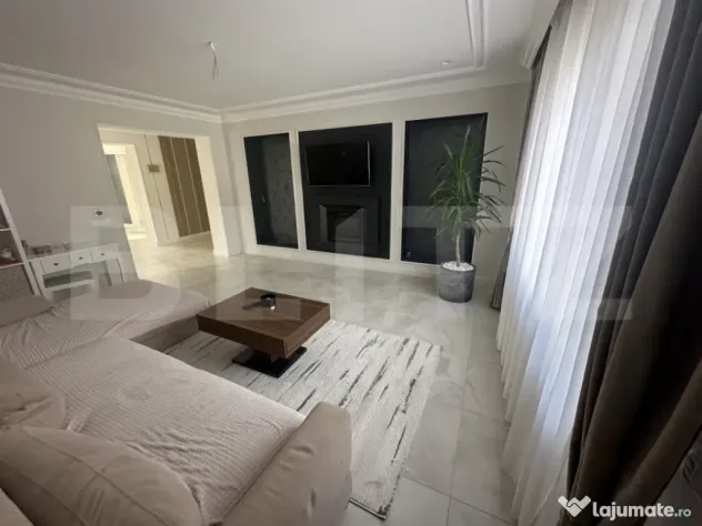 Casa 9 camere, 330 mp, 400 mp teren, zona Semicentrală