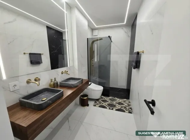 Casa 9 camere, 330 mp, 400 mp teren, zona Semicentrală - Satu Mare (Satu-Mare)