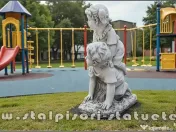 Statuetă copii la joacă, gri antichizat, model S99. 