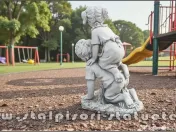 Statuetă copii la joacă, gri antichizat, model S99. 