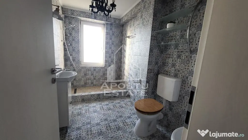 Cladire cu 6 camere, ideala pentru birouri, Buziasului - Timisoara (Timis)