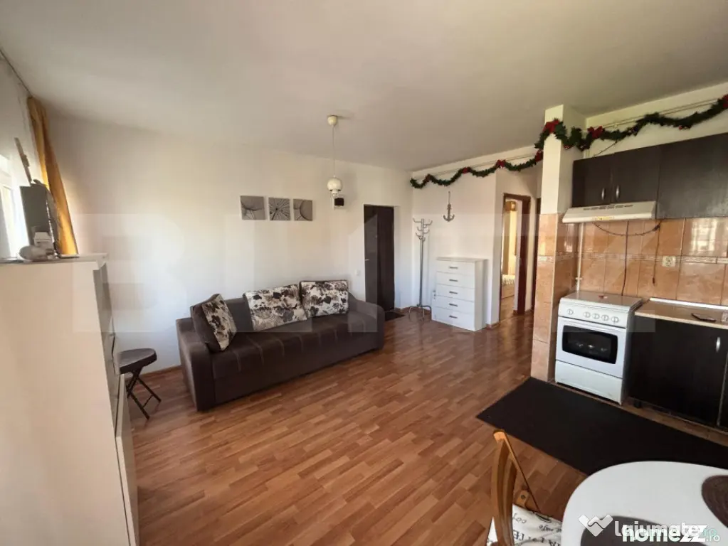 Apartament 3 camere, 51mp, parcare, zona Eroilor