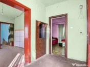 Casă de vânzare la 7 km de Arad, Loc. Sofronea 