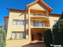 Vilă 350 mp utili, teren 700 mp, strada Craitelor