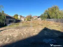 Teren intravilan, 2 fronturi, 786 mp, Romanesti