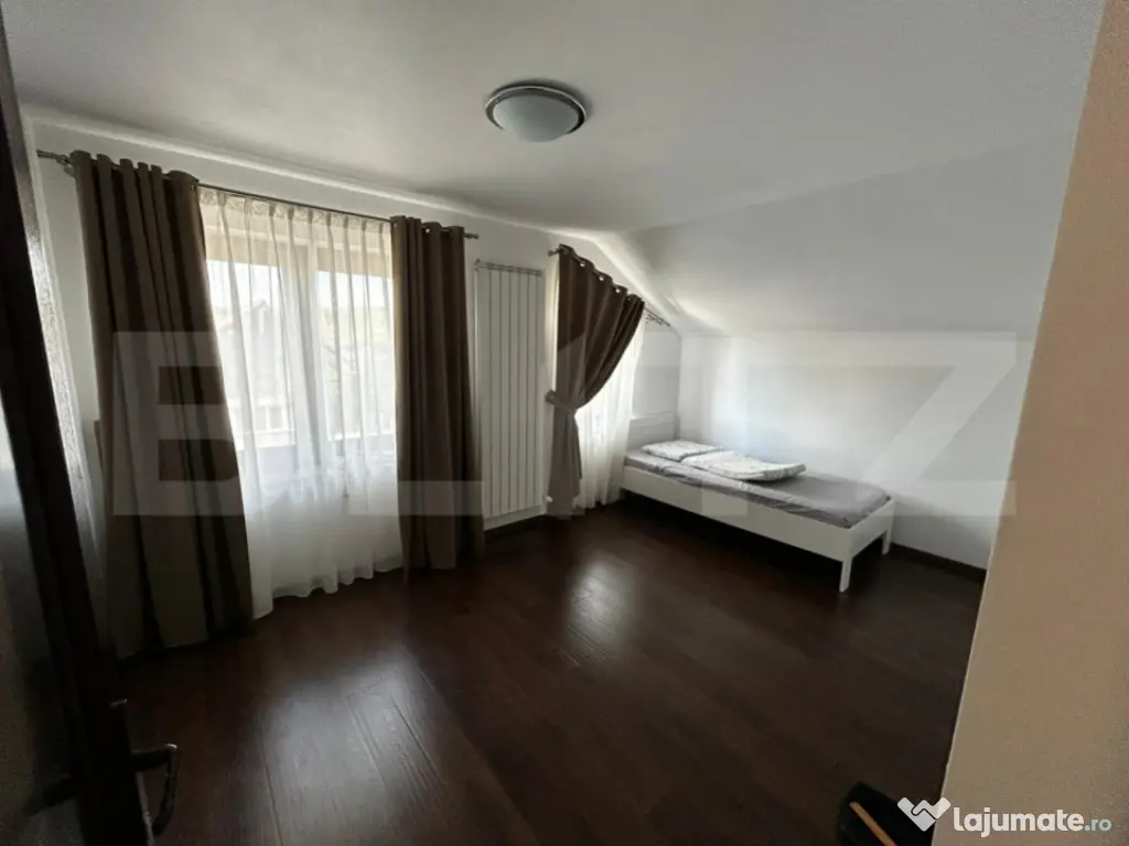 Casa cu piscina, 4 camere, sistem smart home