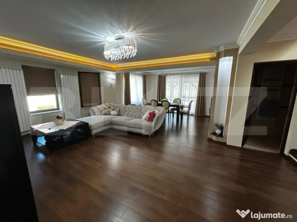 Casa cu piscina, 4 camere, sistem smart home