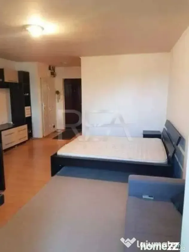 Garsonieră, Muncii, et. 3, 34 mp, metrou, renovat, anvelopa