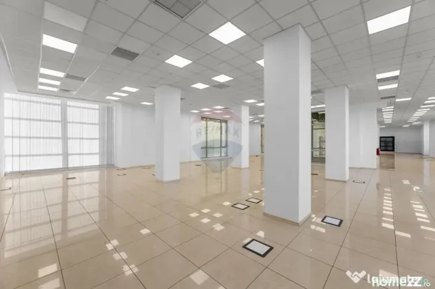 Spațiu comercial de 830mp de închiriat în zona Sud-Vest