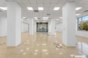 Spațiu comercial de 830mp de închiriat în zona Sud-Vest