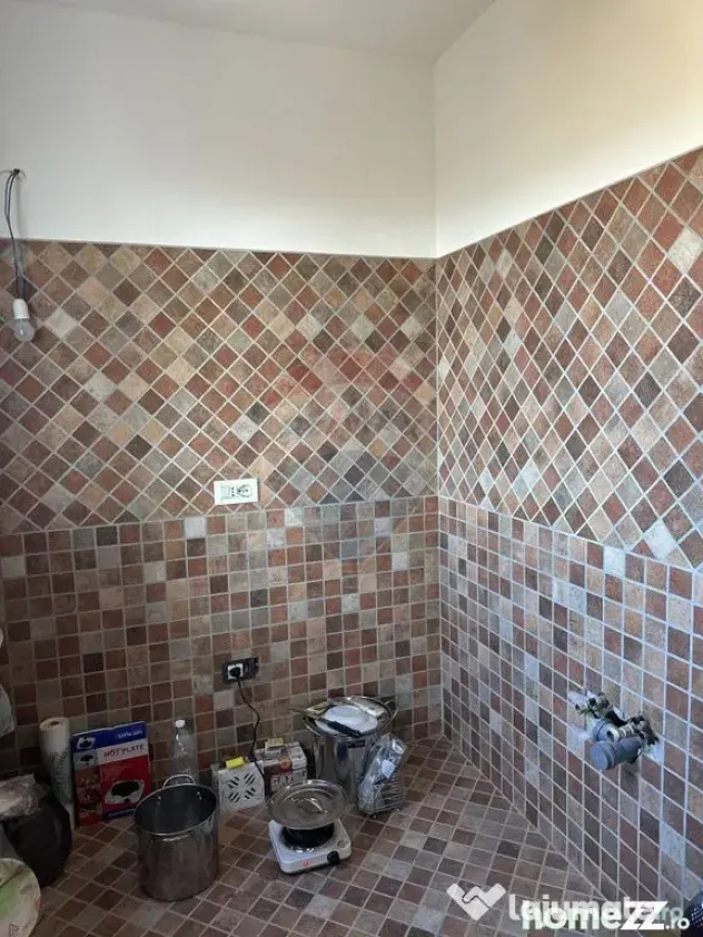 Apartament cu 2 camere de vânzare Savinesti - Savinesti (Neamt)