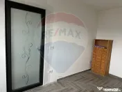 Apartament cu 2 camere de vânzare Savinesti