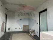 Apartament cu 2 camere de vânzare Savinesti 