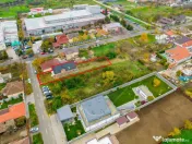 Casă la roșu cu teren generos, 500 mp, situată pe stra... 