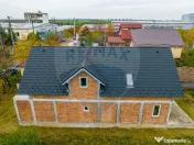 Casă la roșu cu teren generos, 500 mp, situată pe stra... 