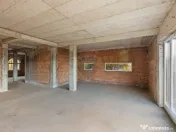 Casă la roșu cu teren generos, 500 mp, situată pe stra... 