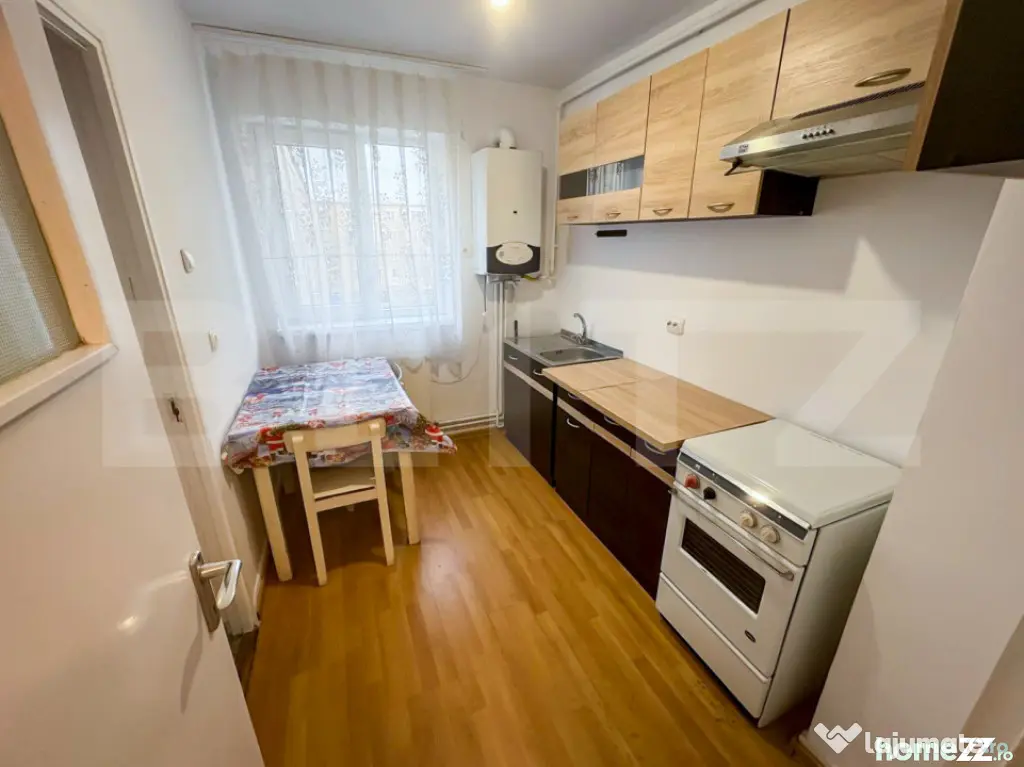 Apartament de vanzare, 4 camere, 87 mp², Deva - Deva (Hunedoara)
