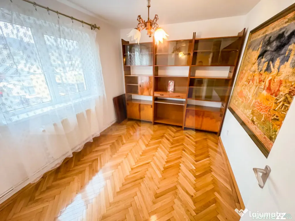 Apartament de vanzare, 4 camere, 87 mp², Deva - Deva (Hunedoara)