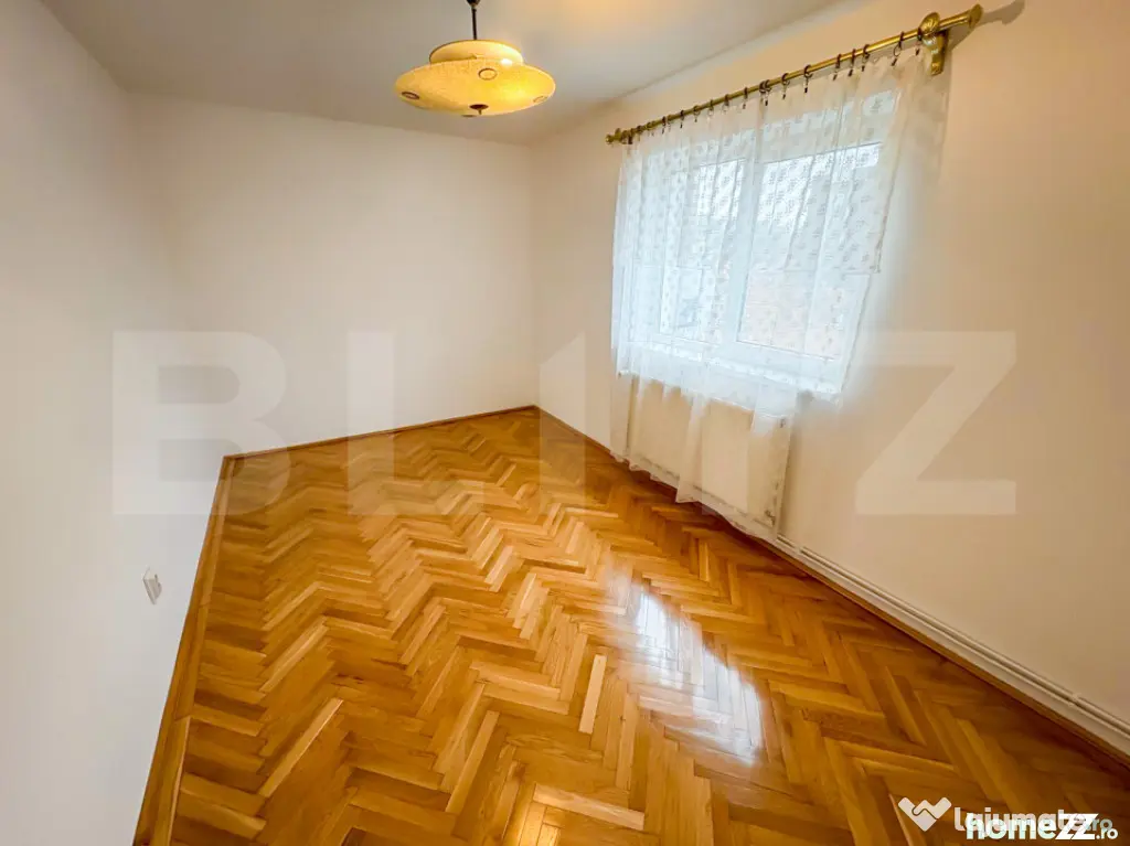 Apartament de vanzare, 4 camere, 87 mp², Deva - Deva (Hunedoara)