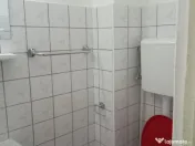 Apartament 3 camere , Bulevardul Decebal -piata 