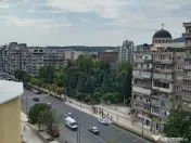 Apartament 3 camere , Bulevardul Decebal -piata 