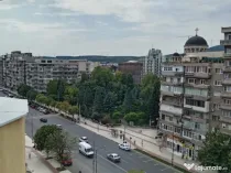 Apartament 3 camere , Bulevardul Decebal -piata