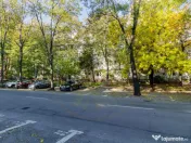 Apartament decomandat si luminos | Metrou 1 Decembrie 