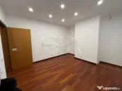 Apartament 4 camere Resedinta 