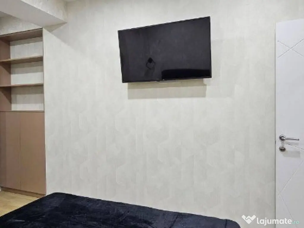 Garsoniera de inchiriat zona Militari Residence