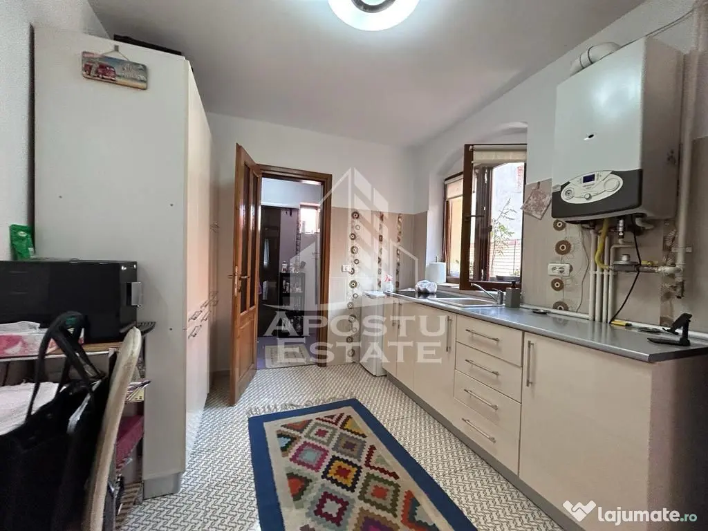 Apartament 2 camere in cladire reabilitata in zona Ultracentrala. - Timisoara (Timis)