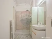 Apartament 2 camere de vânzare, 60 mp utili, locație pr... 