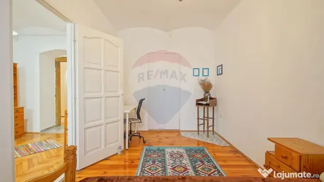 Apartament 2 camere de vânzare, 60 mp utili, locație pr...