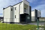 Casă cu 4 camere în Micești la 10 min de Pitesti si 5 min