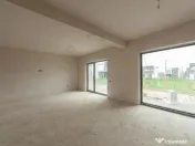 Casă cu 4 camere în Micești la 10 min de Pitesti si 5 min 