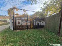 Casă bătrânească de vânzare – Comănești, cartier St