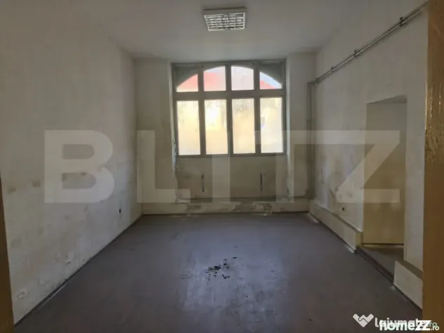 Spatiu multifunctional, zona ultracentrala, 1883mp, Siret