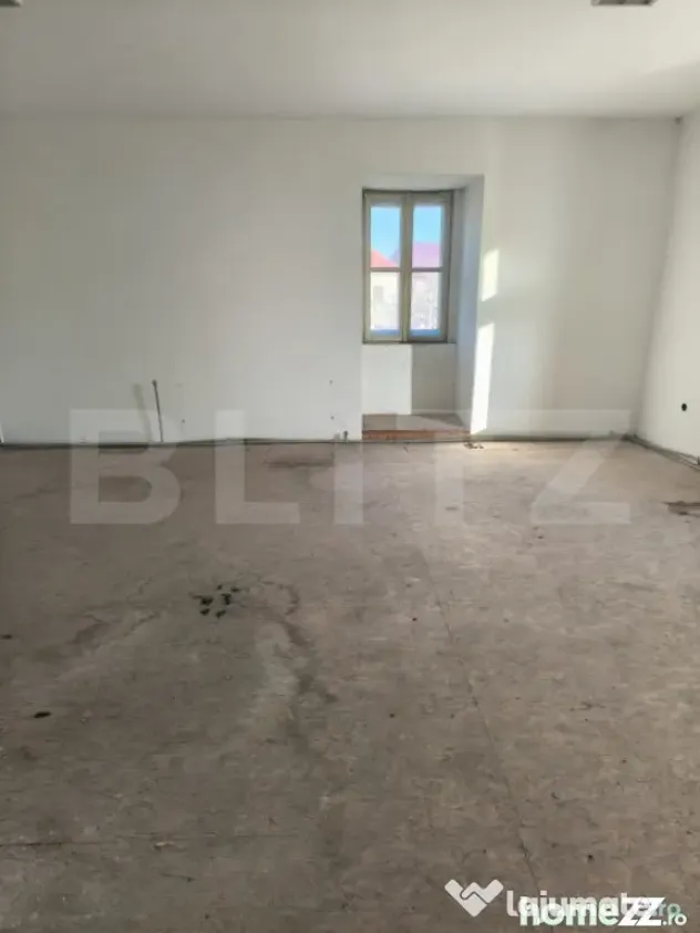 Spatiu multifunctional, zona ultracentrala, 1883mp, Siret