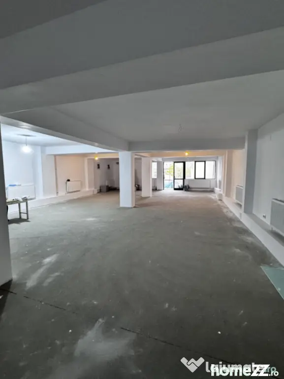 Spatiu comercial de inchiriat, 180 mp, zona Centru - Craiova (Dolj)