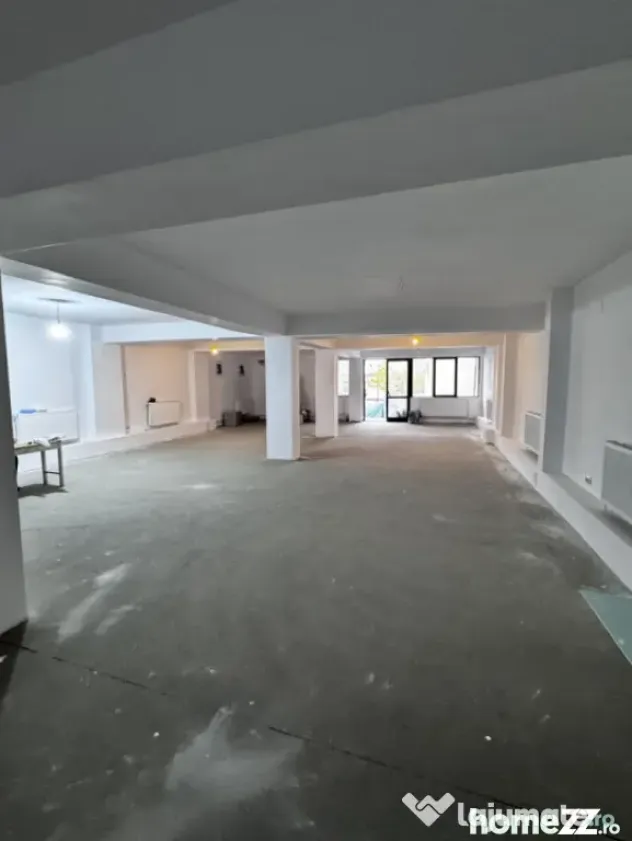 Spatiu comercial de inchiriat, 180 mp, zona Centru - Craiova (Dolj)