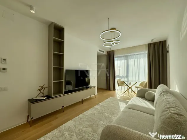 Studio Dublu mobilat și utilat complet în One Lake Club