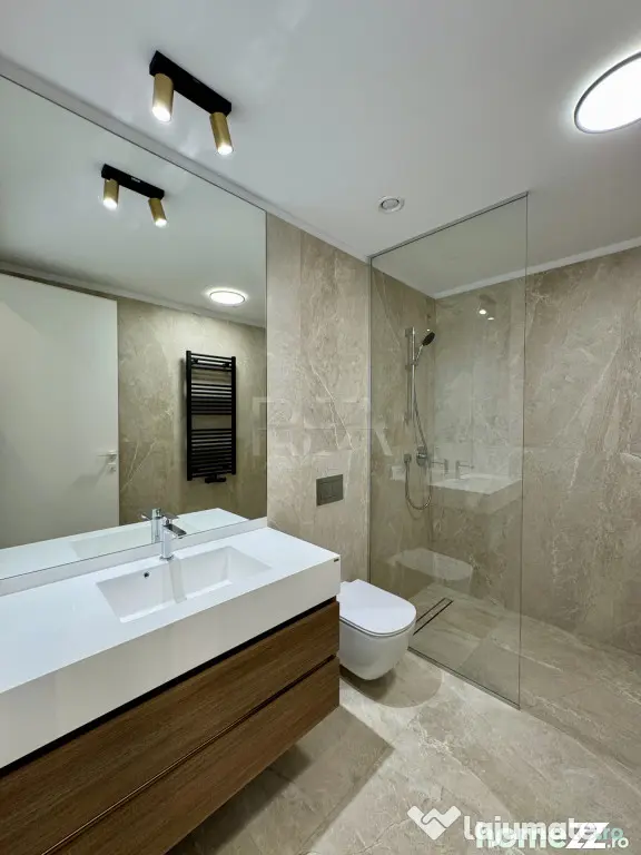 Studio Dublu mobilat și utilat complet în One Lake Club