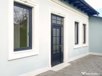 Casă renovată integral – ideală pentru birou/cabinet...