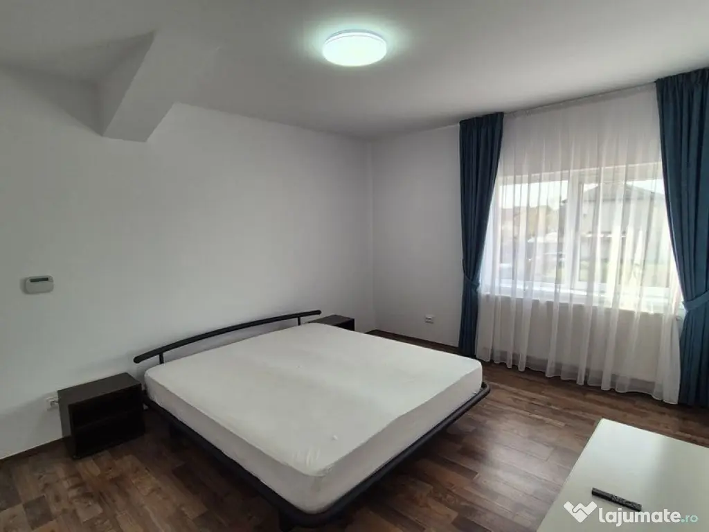 Casă cu 5 camere, 220 mp, teren 500 mp – Prelungirea G...