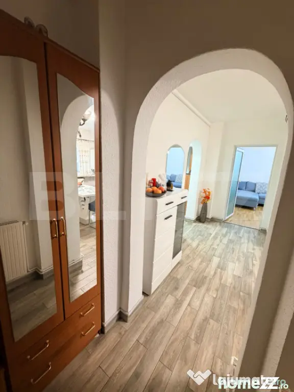 Apartament cu 3 camere, 2 bai, 2 balcoane, 2 locuri de parca