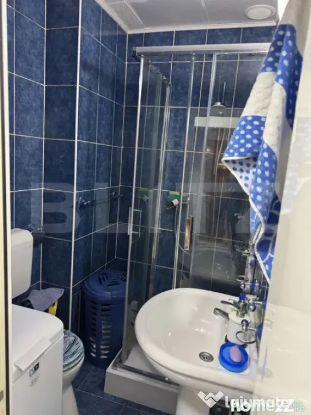 Apartament cu 3 camere, 2 bai, 2 balcoane, 2 locuri de parca