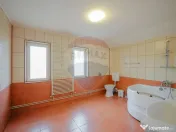 Casă familie mare Episcopia, 6 camere, garaj, curte 500 ... 