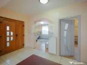 Casă familie mare Episcopia, 6 camere, garaj, curte 500 ... 